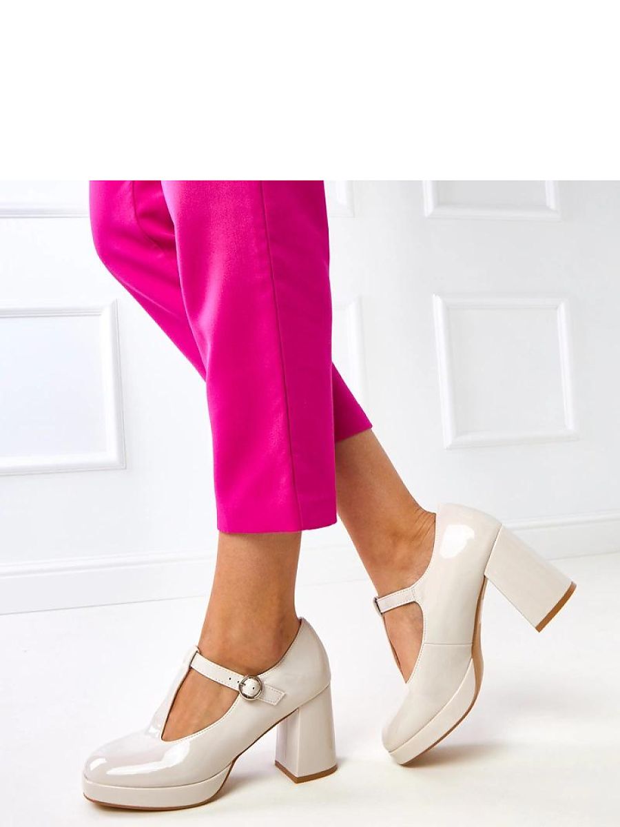 Heeled low shoes model 218175 Solea-1